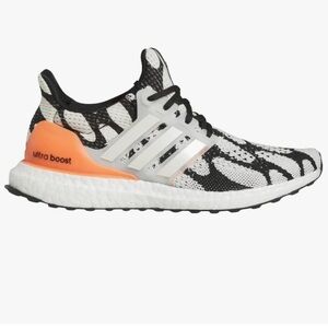 Adidas  Marimekko Ultraboost running shoes sneakers men 6 women  8